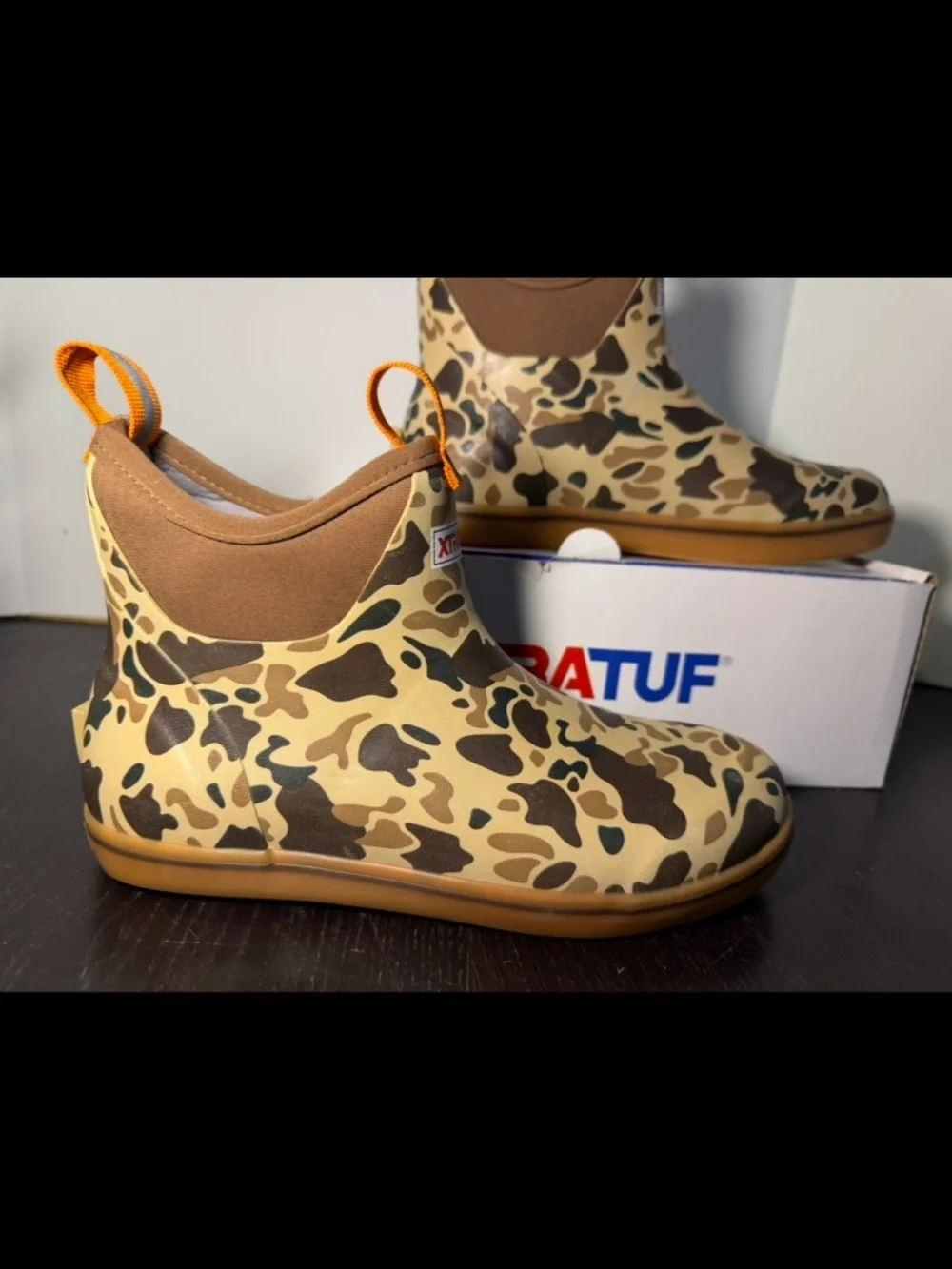 Xtratuf 6